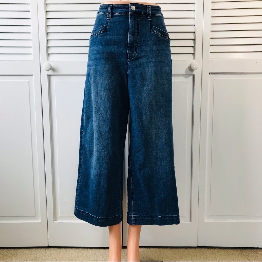 WE THE FREE CRVY High-Rise Lace-Up Flare Jeans Size 28
